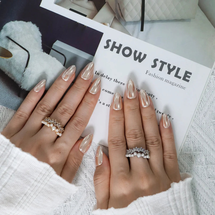 Pearlescent Creamy Gold