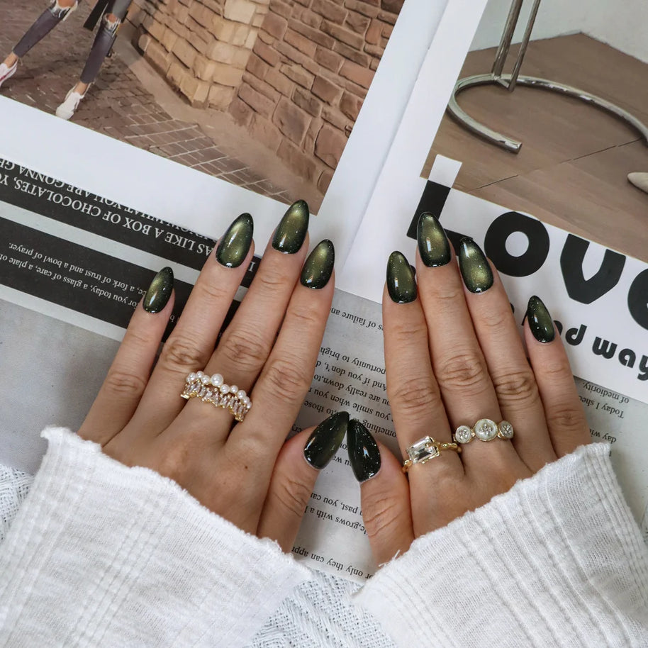 Emerald Cat Eye