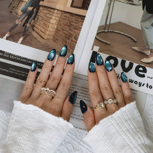 Sapphire Cat Eye