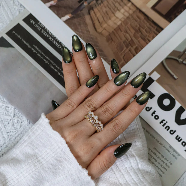 Emerald Cat Eye