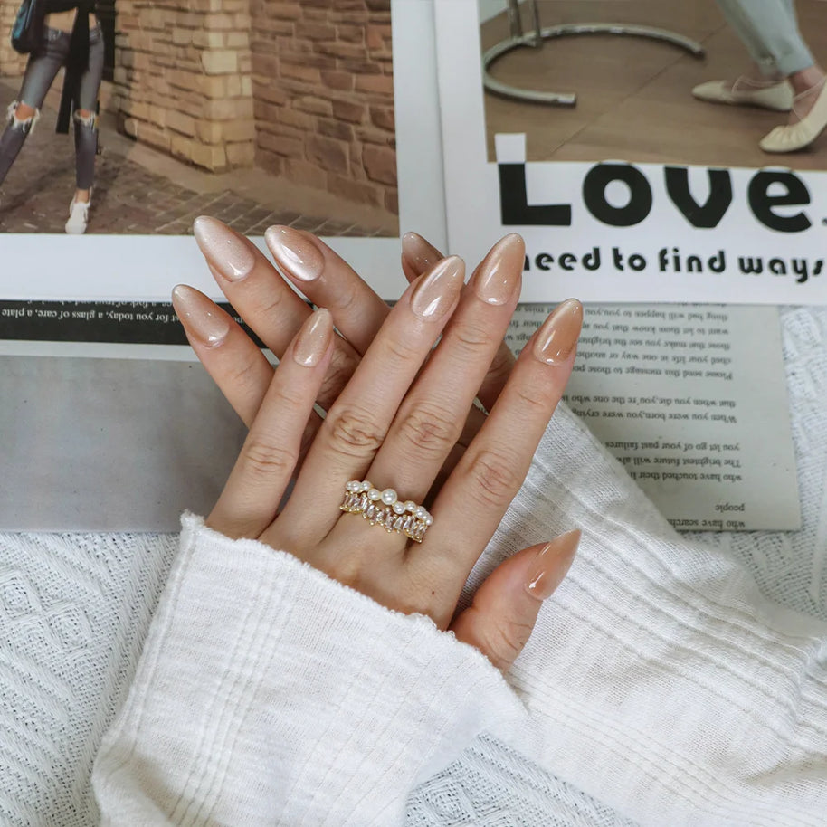 Nude Cat Eye
