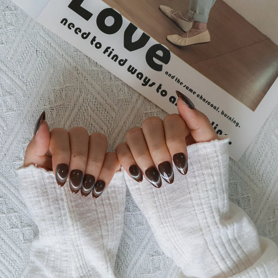 Cocoa Cat Eye