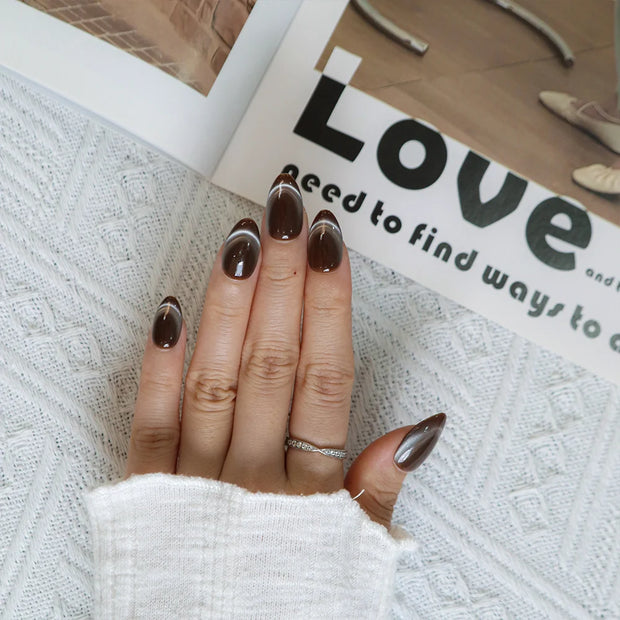 Cocoa Cat Eye