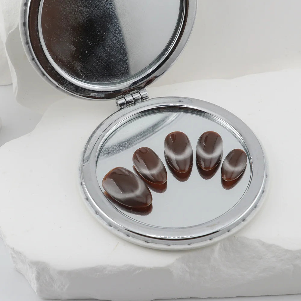 Cocoa Cat Eye