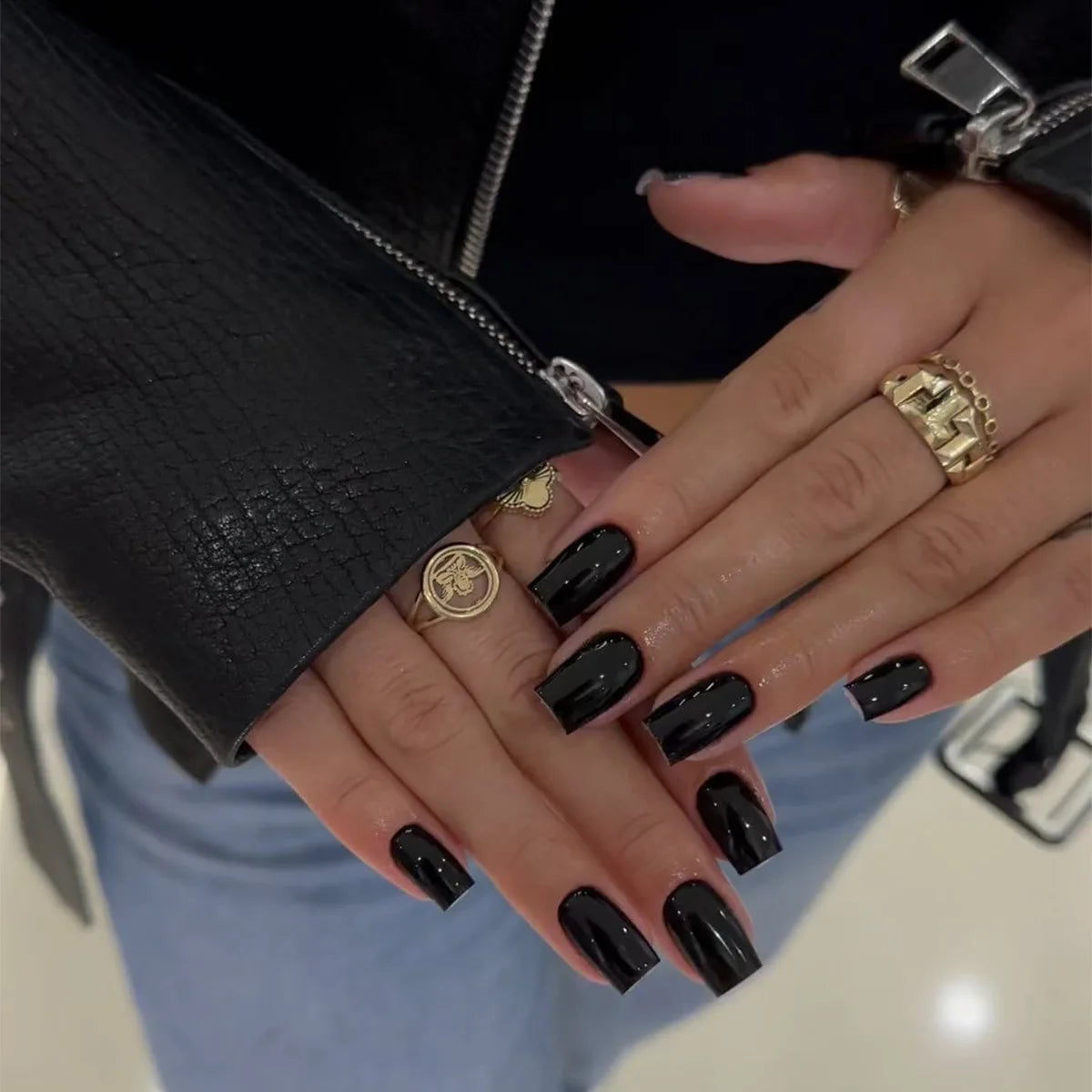 Black Nails